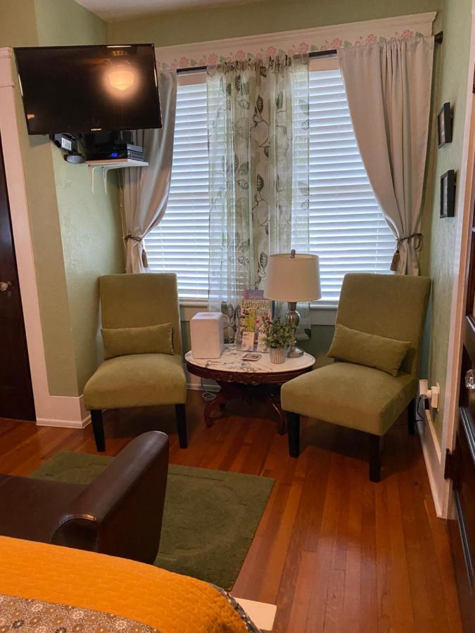 דייטונה ביץ' Ms. Maggie'S South Country Inn מראה חיצוני תמונה